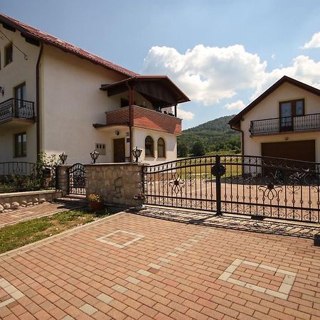 Apartman Lucija & Luka Otocac Luaran gambar