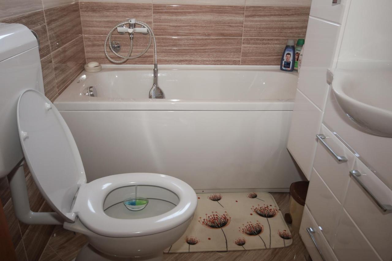 Apartman Lucija & Luka Otocac Luaran gambar