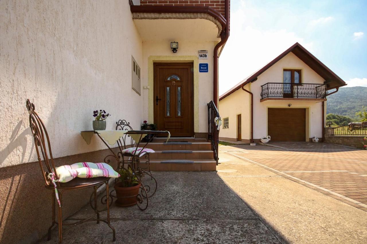 Apartman Lucija & Luka Otocac Luaran gambar