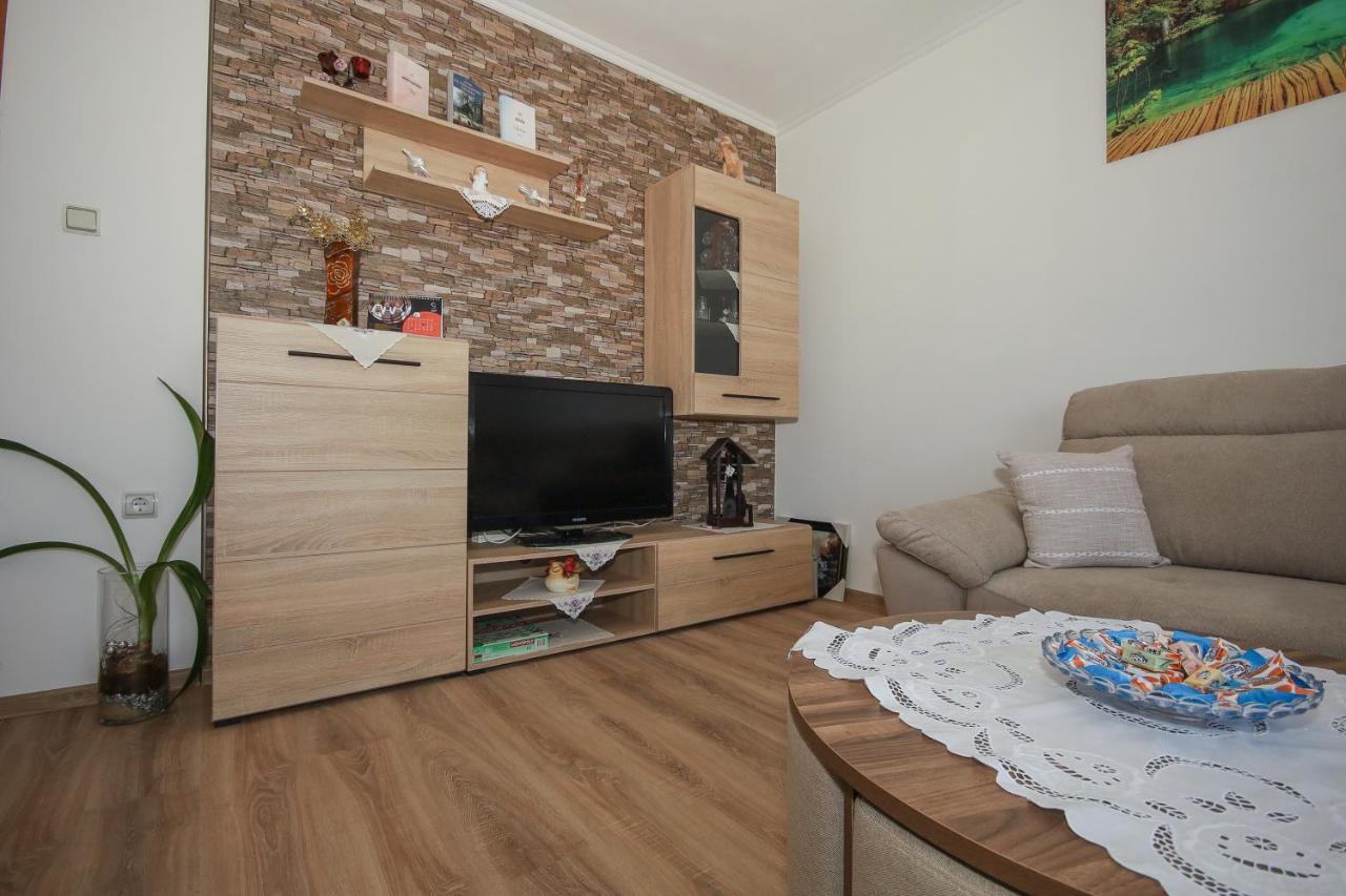 Apartman Lucija & Luka Otocac Luaran gambar
